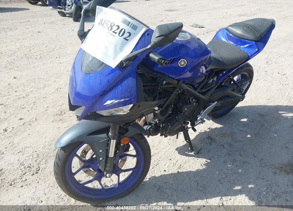 2023 YAMAHA YZFR3 A VIN: MH3RH18YXPK010163