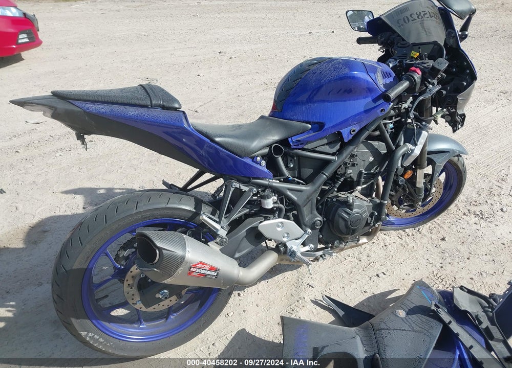 2023 YAMAHA YZFR3 A VIN: MH3RH18YXPK010163