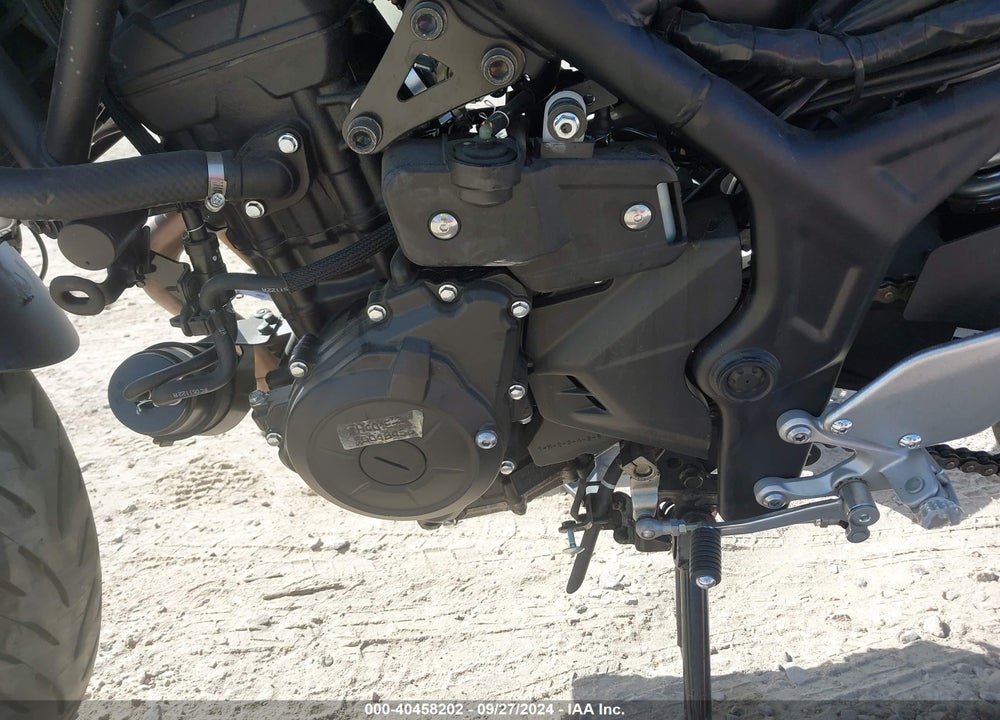 2023 YAMAHA YZFR3 A VIN: MH3RH18YXPK010163