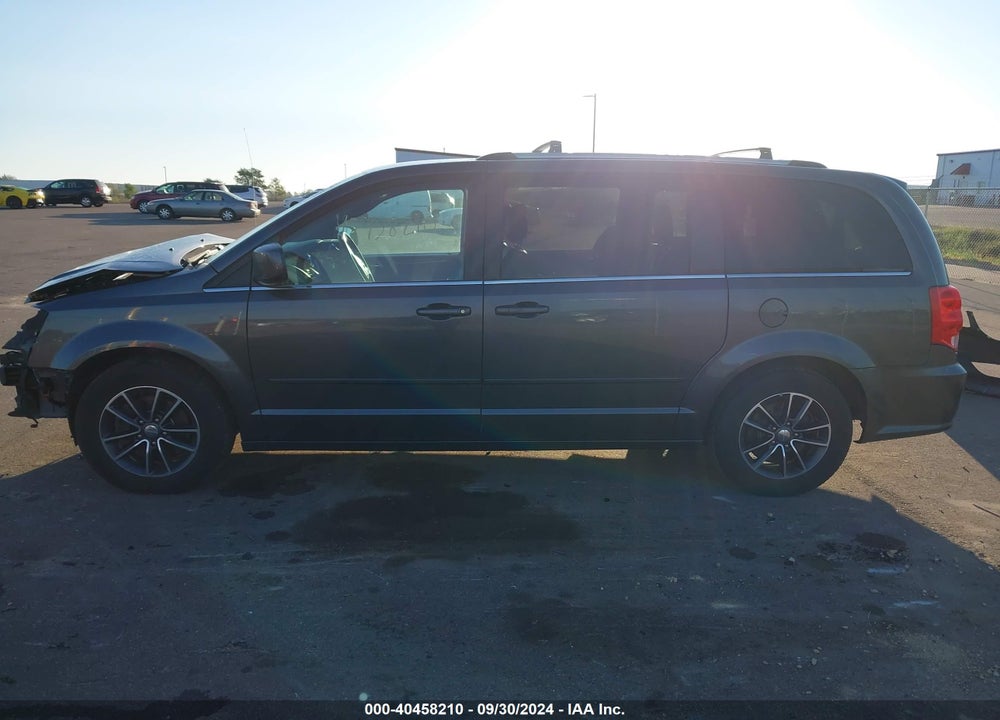 2017 DODGE GRAND CARAVAN SXT VIN: 2C4RDGCG2HR715893