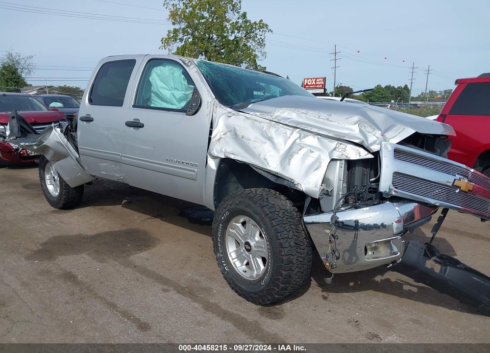 2011 CHEVROLET SILVERADO 1500 LT VIN: 3GCPKSE35BG328360