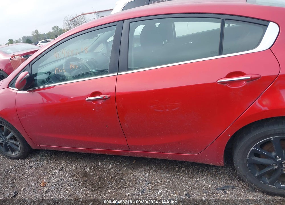 2017 KIA FORTE VIN: 3KPFL4A74HE054733