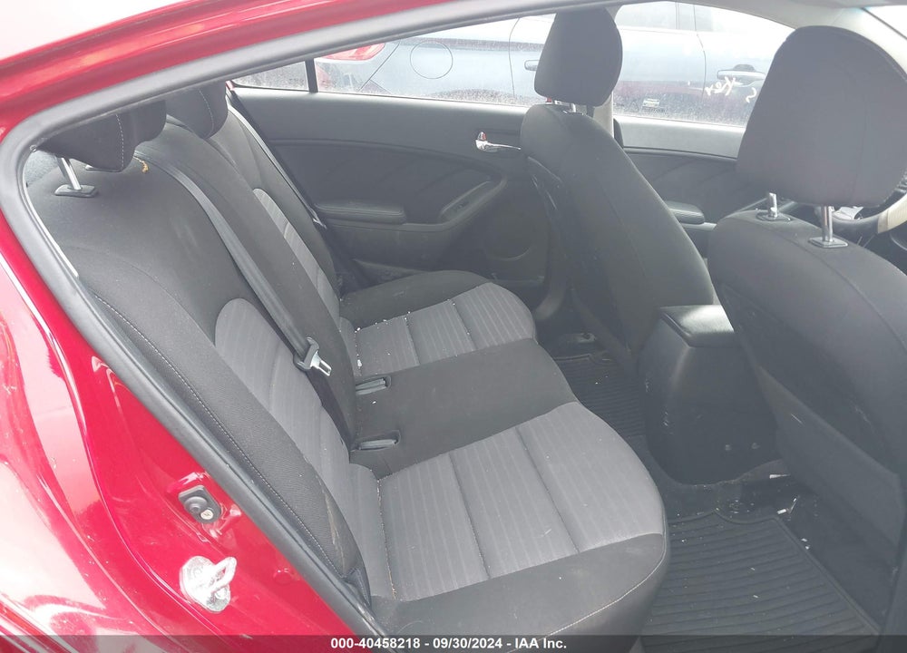 2017 KIA FORTE VIN: 3KPFL4A74HE054733