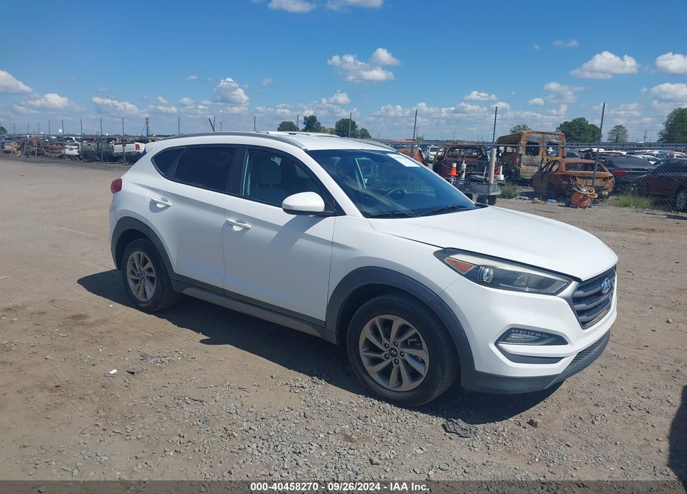 2017 HYUNDAI TUCSON SE VIN: KM8J3CA41HU297505