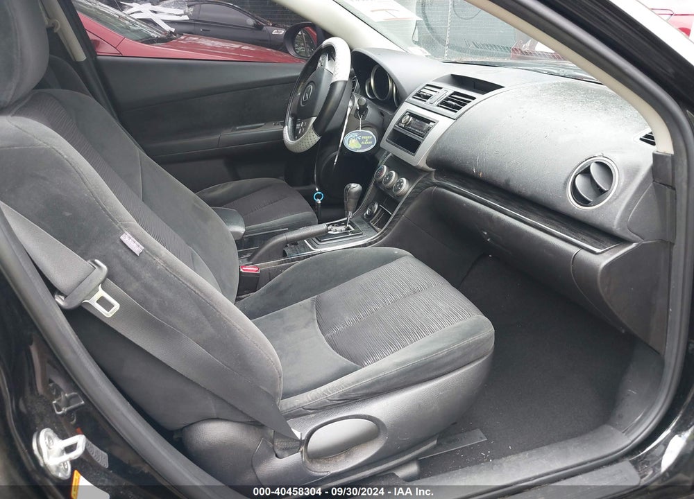 2009 MAZDA 6 I TOURING VIN: 1YVHP82A095M13808