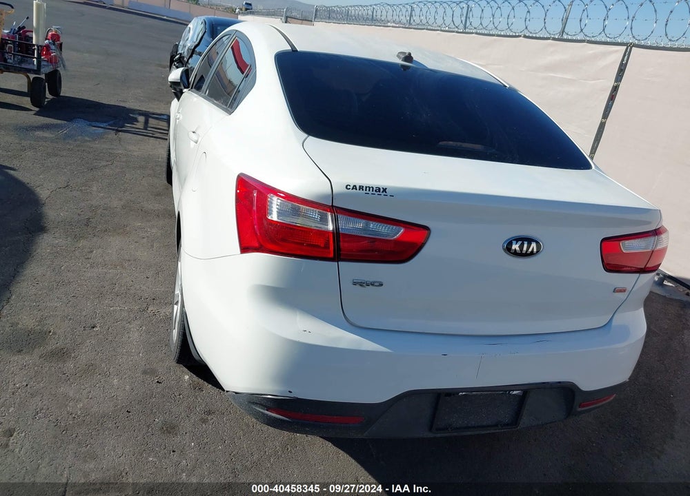 2015 KIA RIO VIN: KNADM4A31F6456582