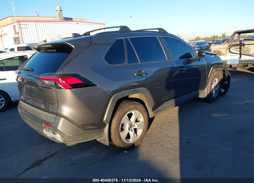 2021 TOYOTA RAV4 XLE VIN: 2T3W1RFV4MW146448
