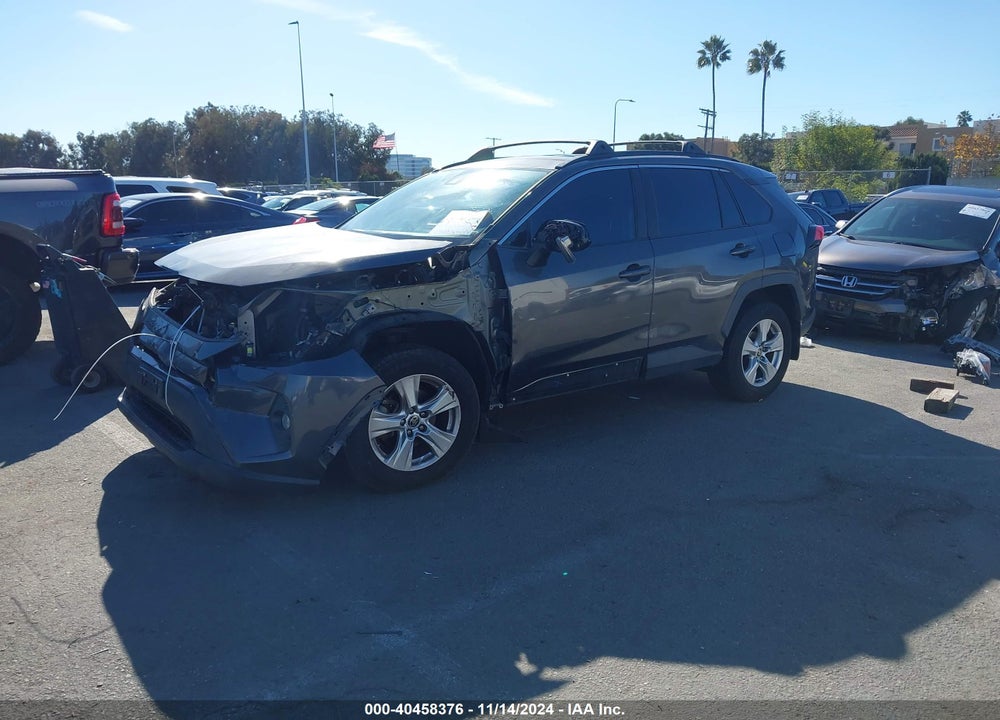 2021 TOYOTA RAV4 XLE VIN: 2T3W1RFV4MW146448