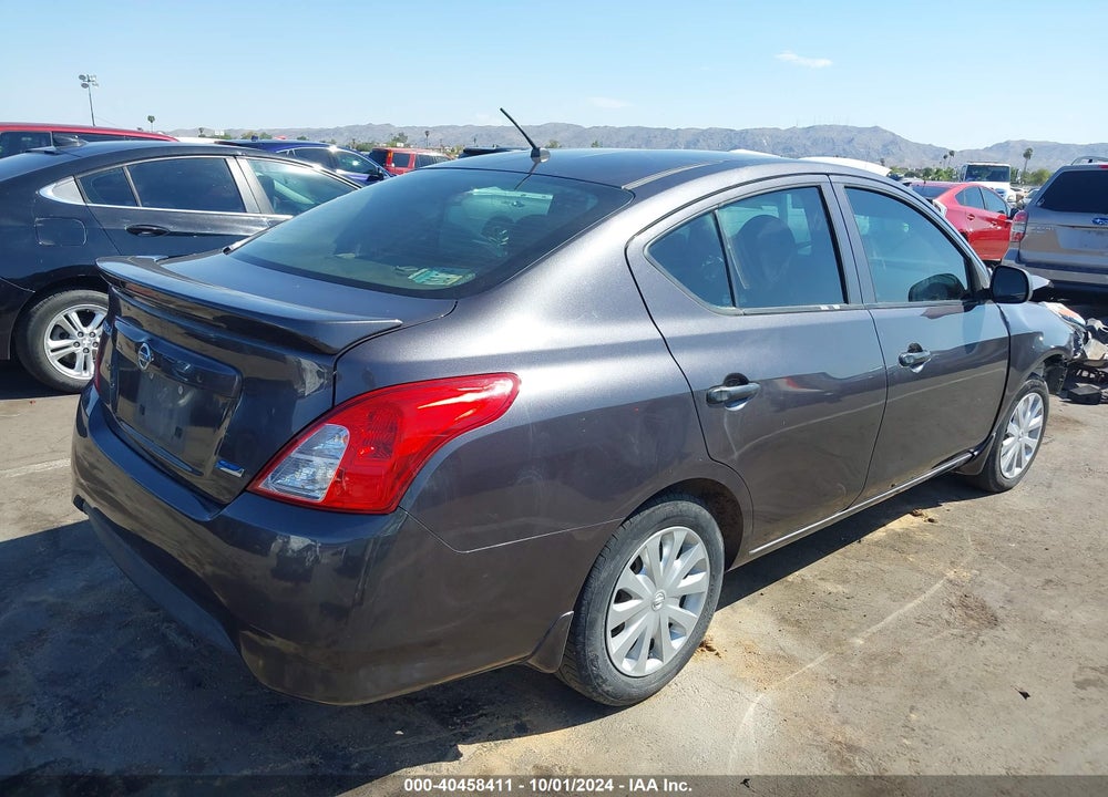2015 NISSAN VERSA 1.6 S+ VIN: 3N1CN7AP0FL808866