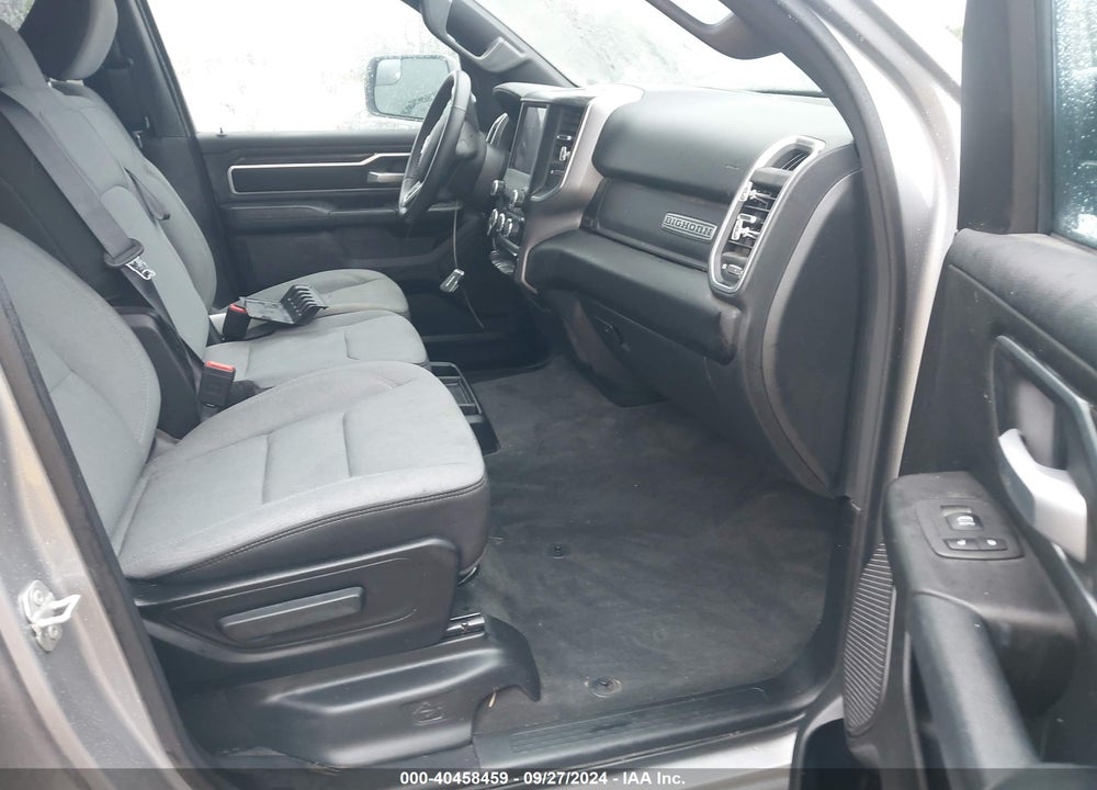2024 RAM 1500 BIG HORN 4X4 5'7 BOX VIN: 1C6RRFFGXRN131044