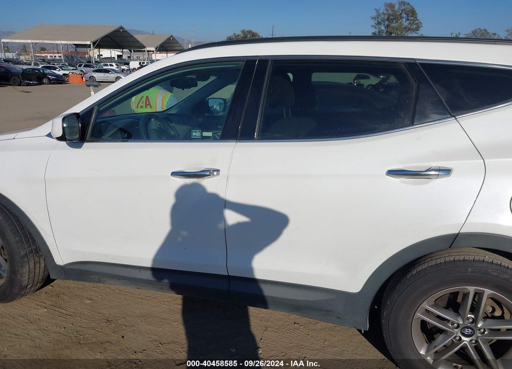 2017 HYUNDAI SANTA FE SPORT 2.4L VIN: 5NMZU3LB4HH045710