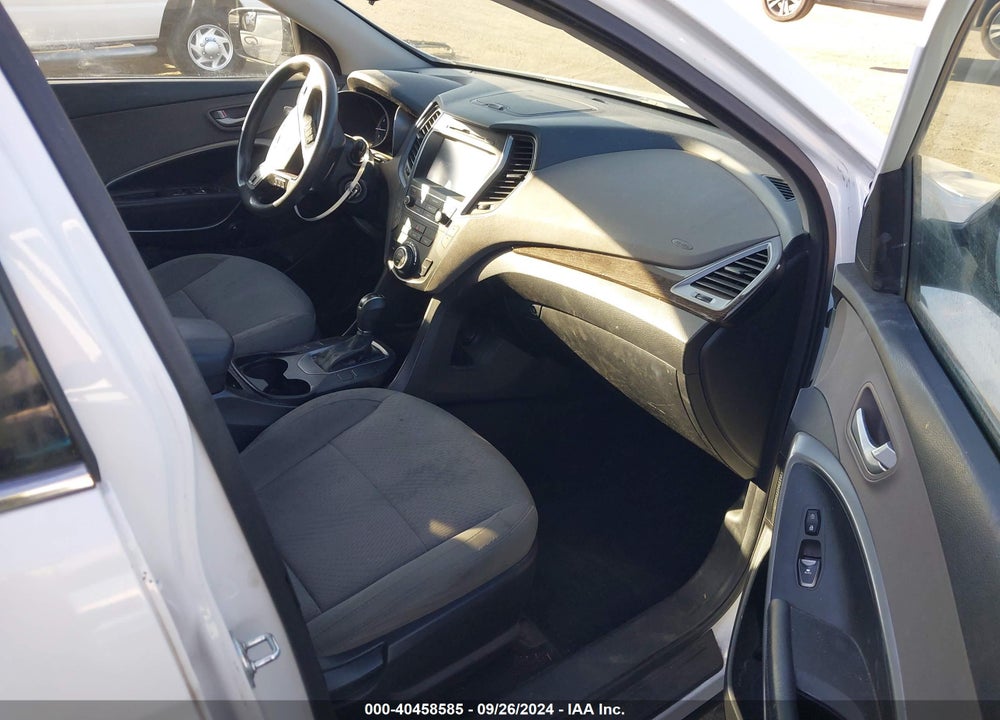 2017 HYUNDAI SANTA FE SPORT 2.4L VIN: 5NMZU3LB4HH045710