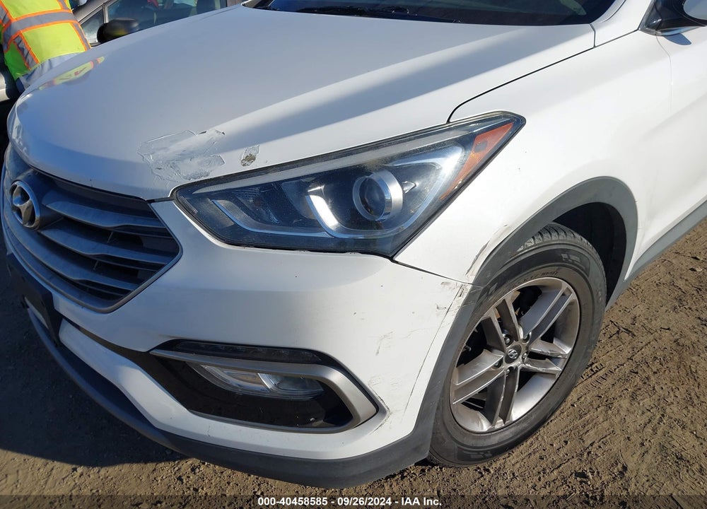 2017 HYUNDAI SANTA FE SPORT 2.4L VIN: 5NMZU3LB4HH045710