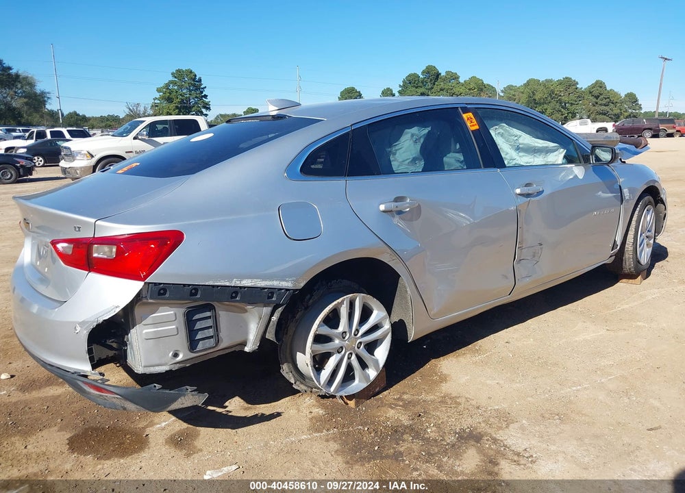 2018 CHEVROLET MALIBU LT VIN: 1G1ZD5ST2JF188379