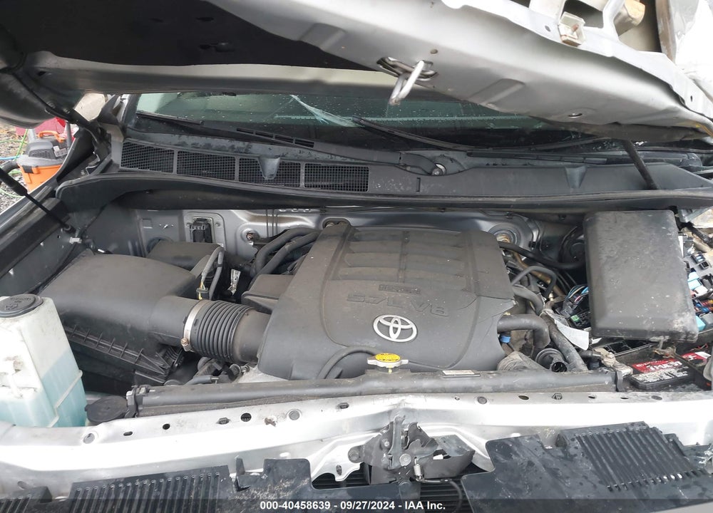 2017 TOYOTA TUNDRA LIMITED 5.7L V8 VIN: 5TFHY5F19HX652286