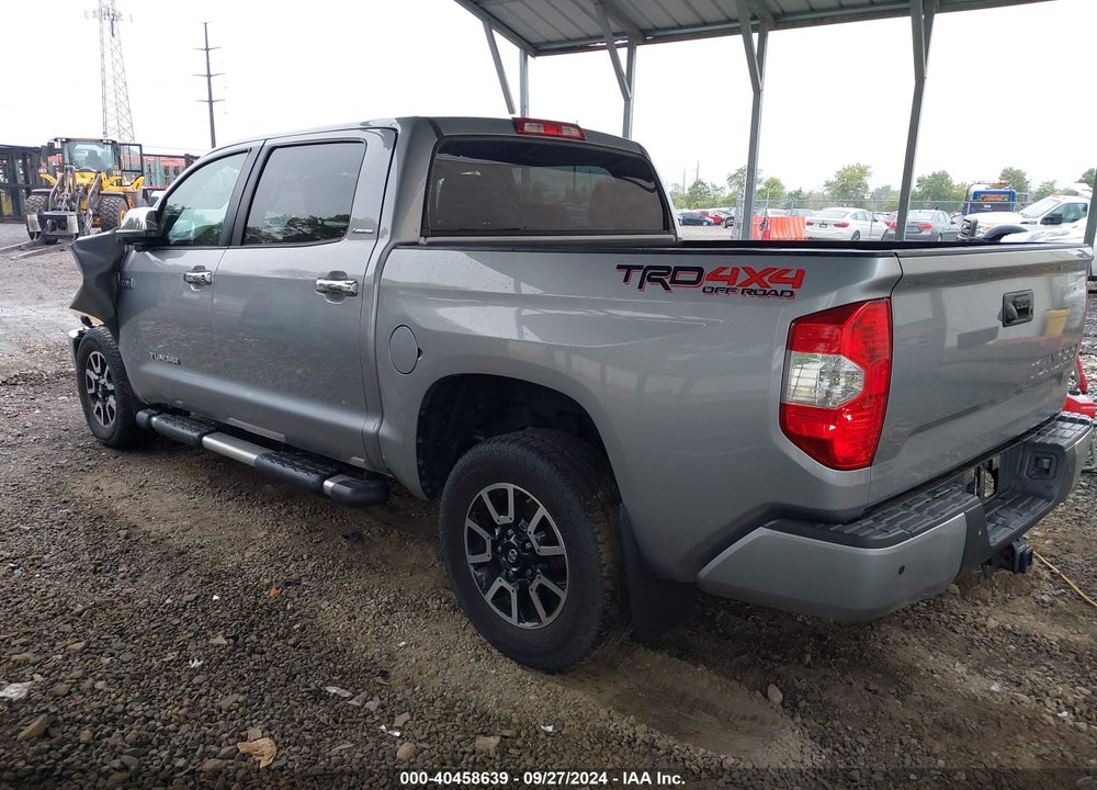 2017 TOYOTA TUNDRA LIMITED 5.7L V8 VIN: 5TFHY5F19HX652286