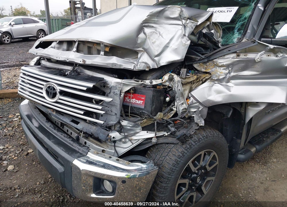 2017 TOYOTA TUNDRA LIMITED 5.7L V8 VIN: 5TFHY5F19HX652286