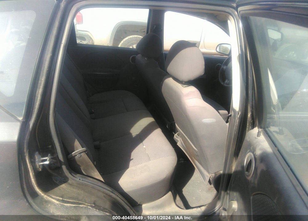 2007 CHEVROLET AVEO 5 LS VIN: KL1TD66697B794132