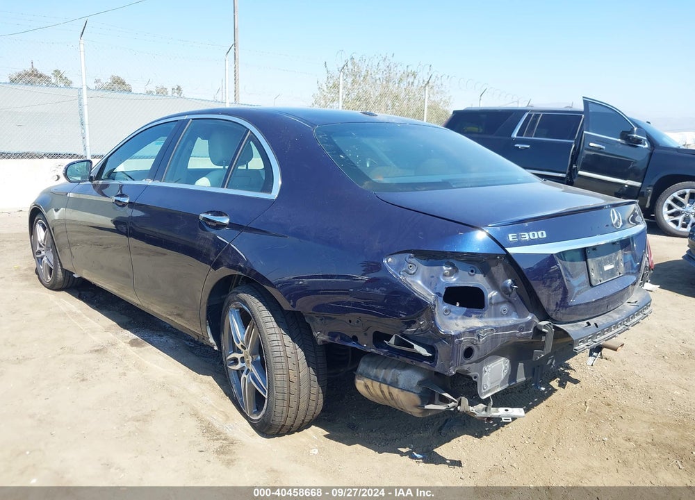2018 MERCEDES-BENZ E 300 VIN: WDDZF4JB6JA360291
