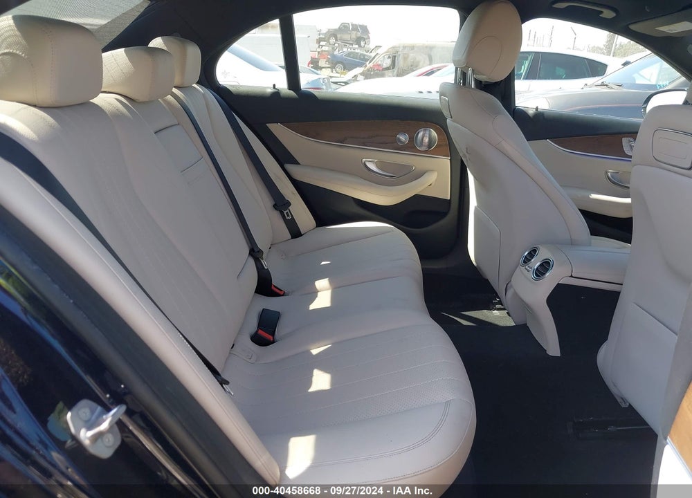 2018 MERCEDES-BENZ E 300 VIN: WDDZF4JB6JA360291