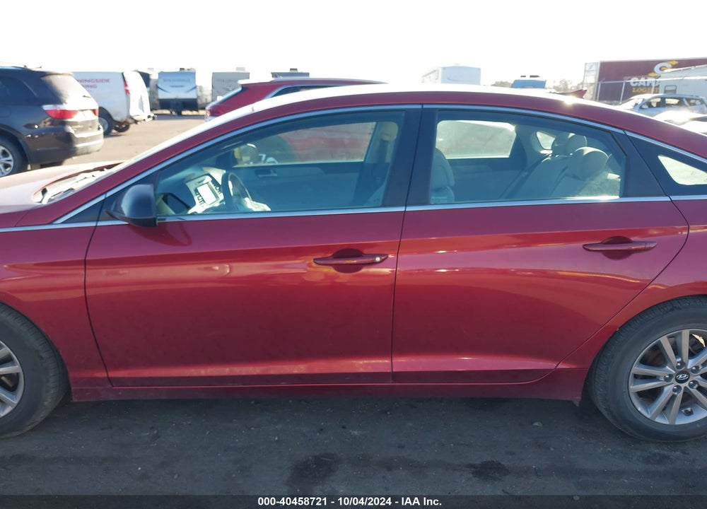 2016 HYUNDAI SONATA SE VIN: 5NPE24AF9GH318495