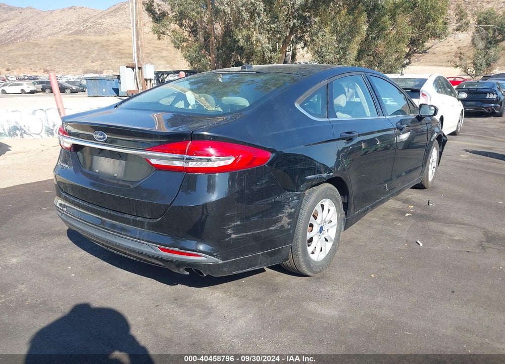 2017 FORD FUSION S VIN: 3FA6P0G79HR163675