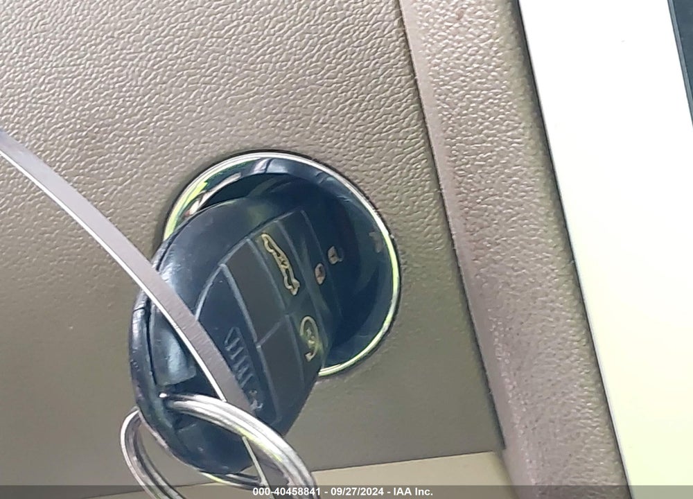 2009 CHRYSLER 300C HEMI VIN: 2C3LA63T59H625932
