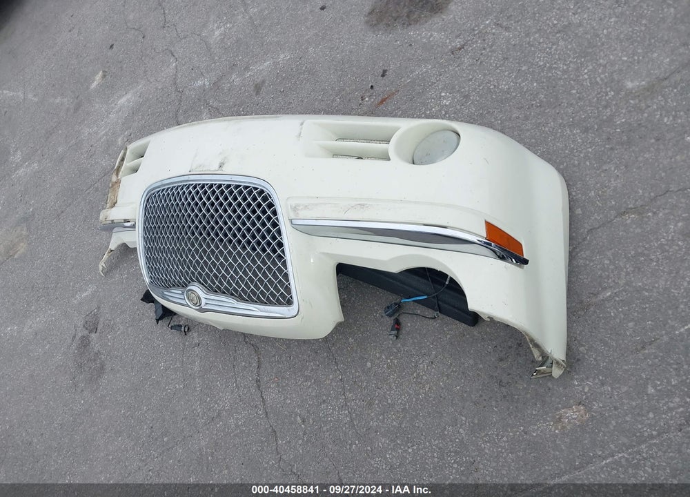 2009 CHRYSLER 300C HEMI VIN: 2C3LA63T59H625932