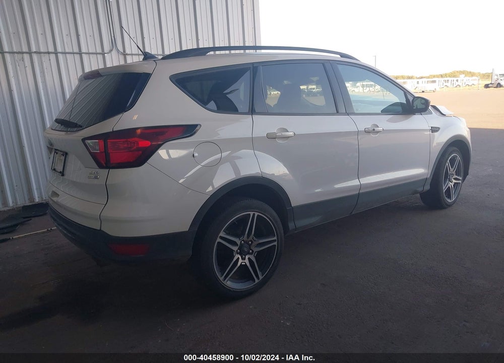 2019 FORD ESCAPE SEL VIN: 1FMCU9HD6KUB04609