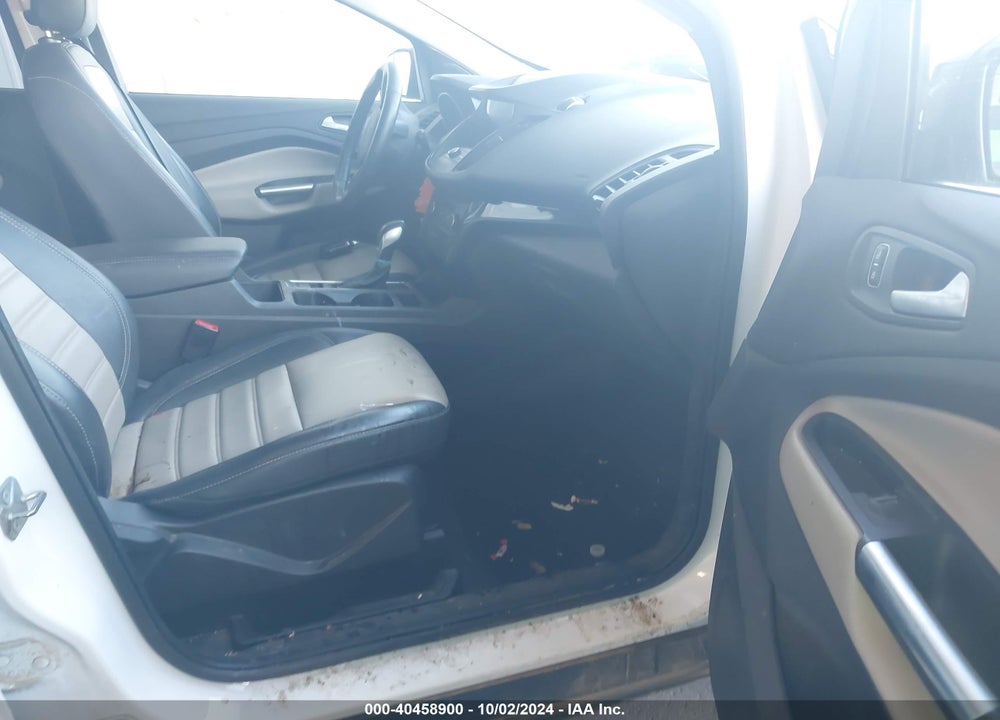 2019 FORD ESCAPE SEL VIN: 1FMCU9HD6KUB04609