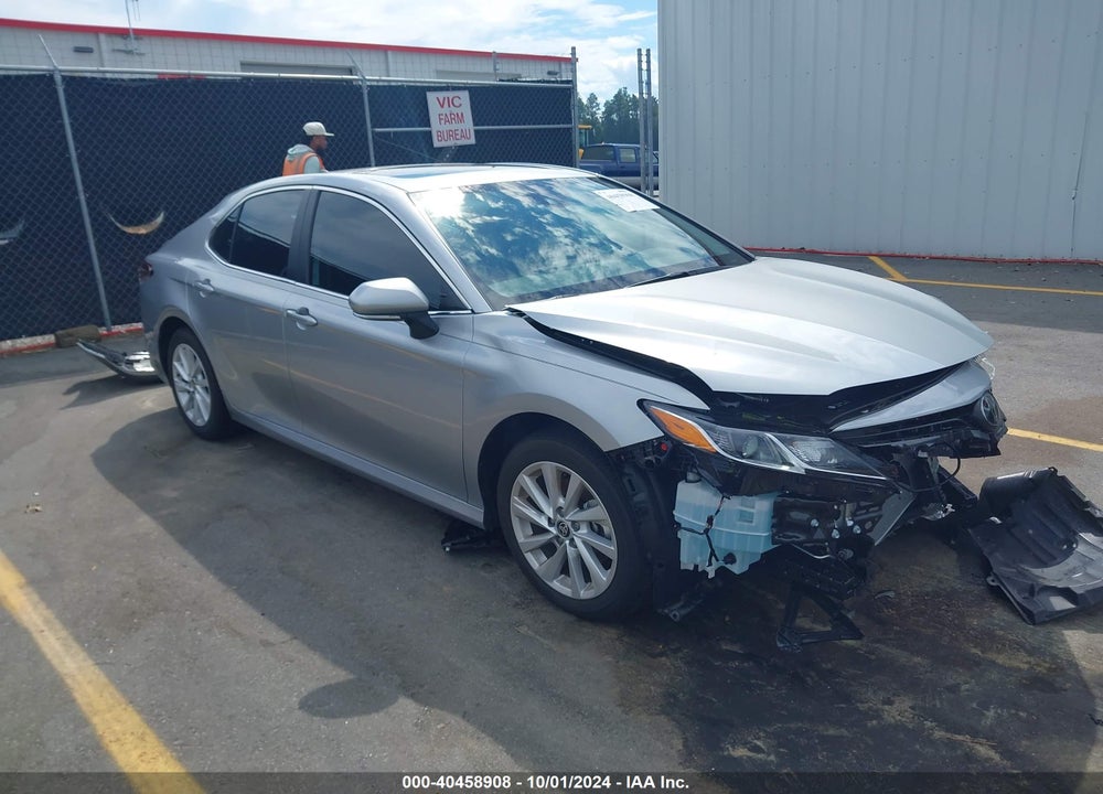 2024 TOYOTA CAMRY LE VIN: 4T1R11AK4RU920869