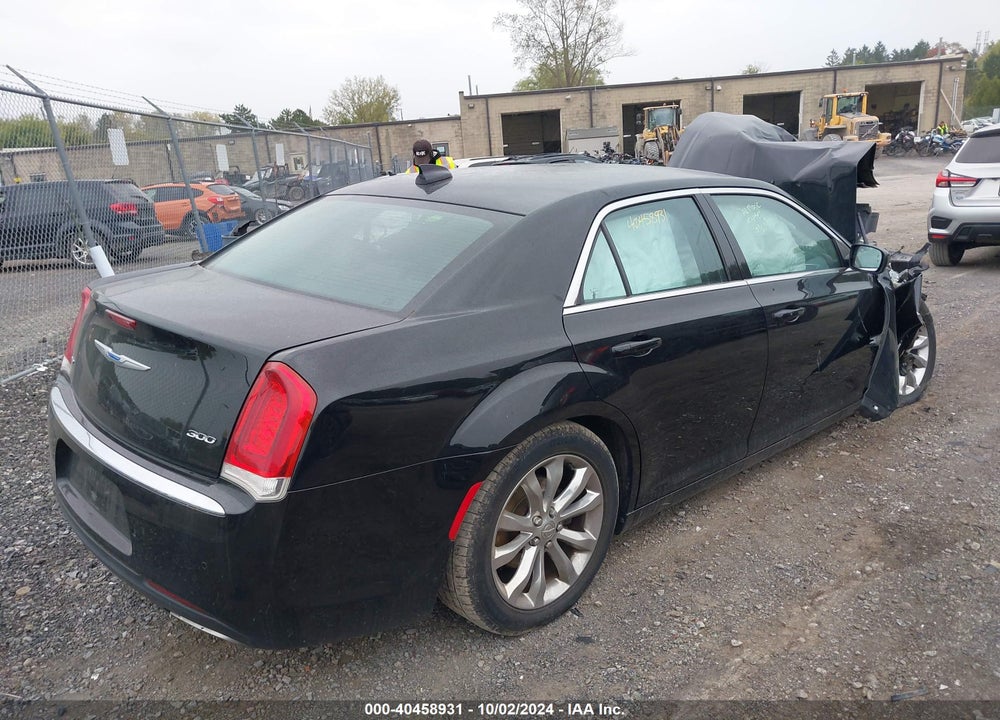 2018 CHRYSLER 300 TOURING L AWD VIN: 2C3CCARG7JH229030