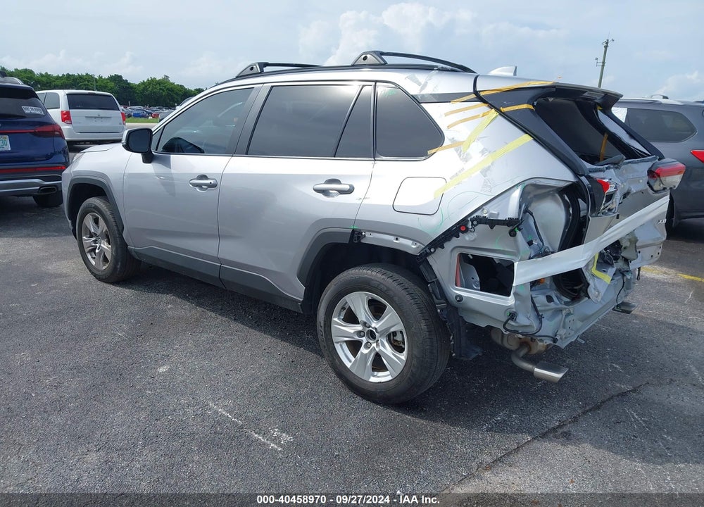 2022 TOYOTA RAV4 XLE VIN: 2T3W1RFVXNC208261