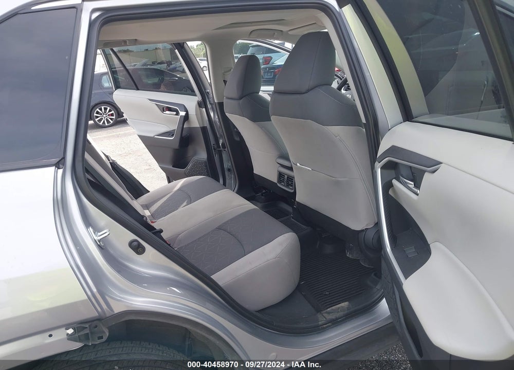 2022 TOYOTA RAV4 XLE VIN: 2T3W1RFVXNC208261
