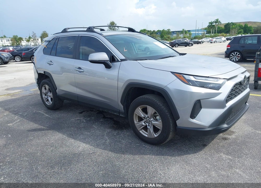 2022 TOYOTA RAV4 XLE VIN: 2T3W1RFVXNC208261