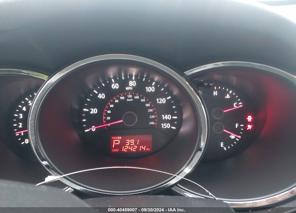 2011 KIA SORENTO LX V6 VIN: 5XYKTDA28BG167002
