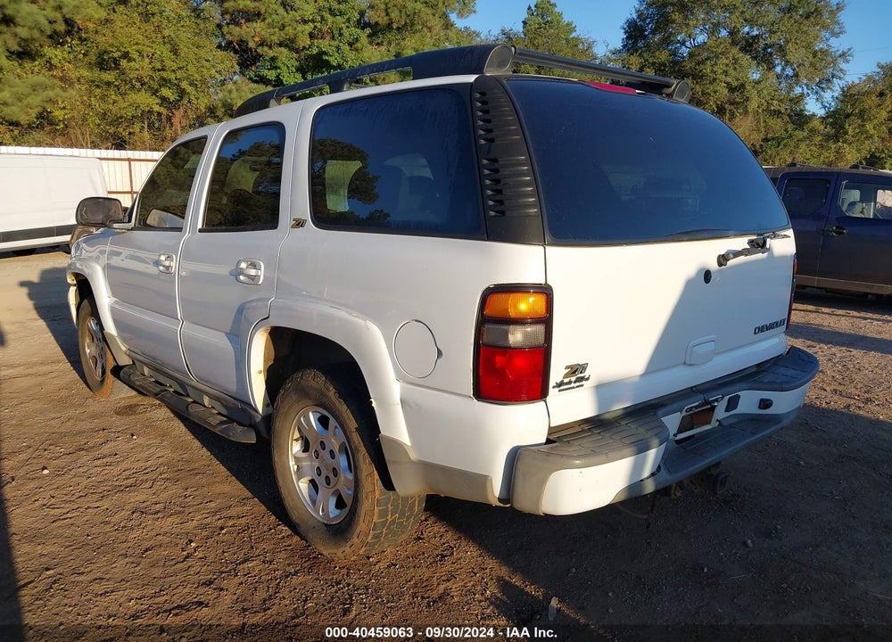 2004 CHEVROLET TAHOE VIN: 1GNEK13Z24R260327