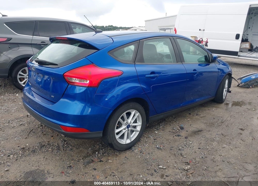 2018 FORD FOCUS SE VIN: 1FADP3K28JL316118