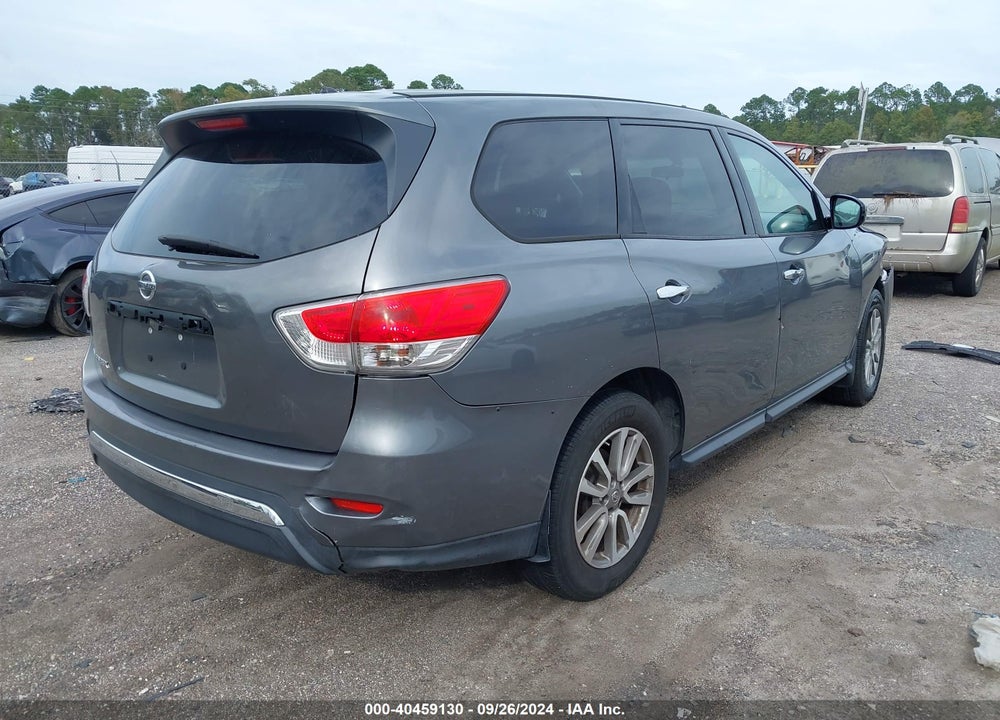 2015 NISSAN PATHFINDER S VIN: 5N1AR2MN1FC642290