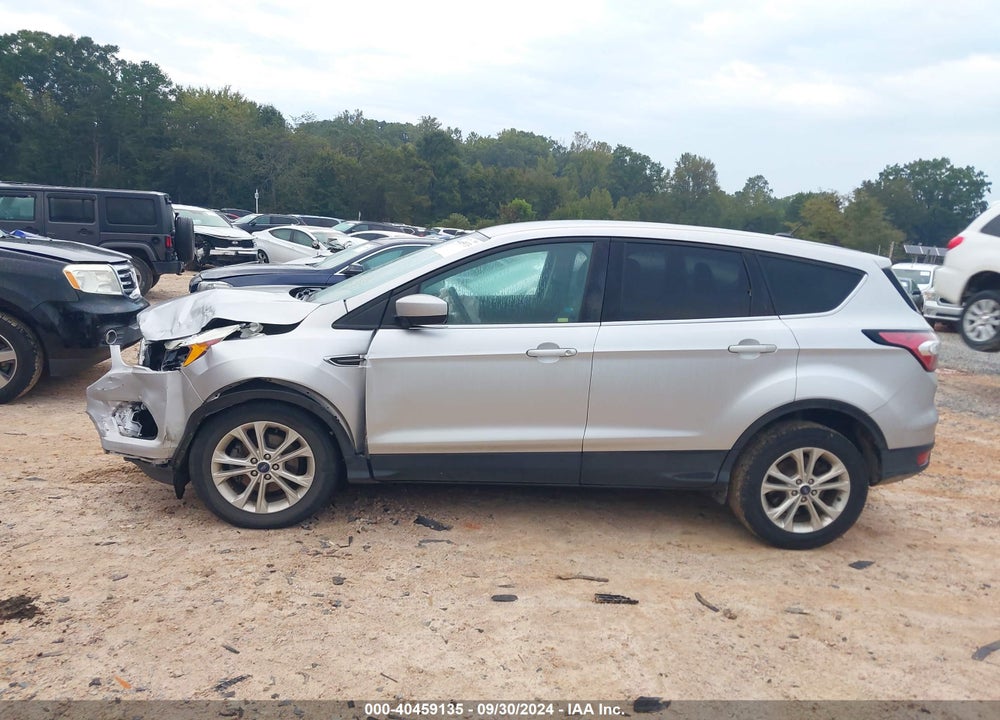 2017 FORD ESCAPE SE VIN: 1FMCU0GD1HUE69060