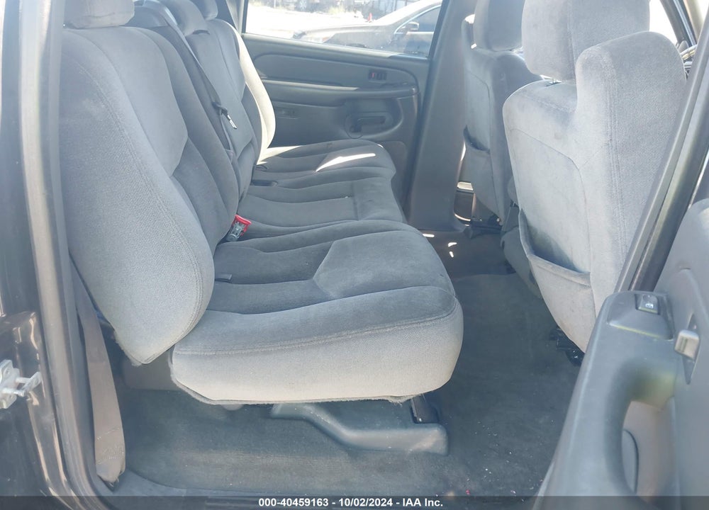 2005 GMC SIERRA 1500 SLE VIN: 2GTEK13T751157984