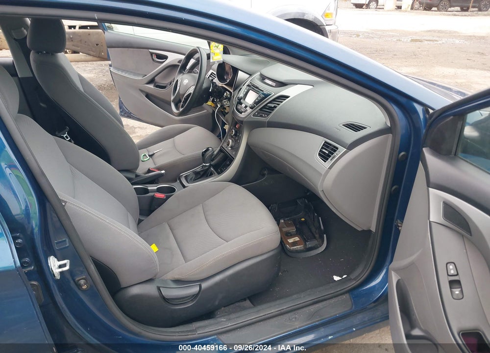 2014 HYUNDAI ELANTRA SE VIN: KMHDH4AE5EU145445