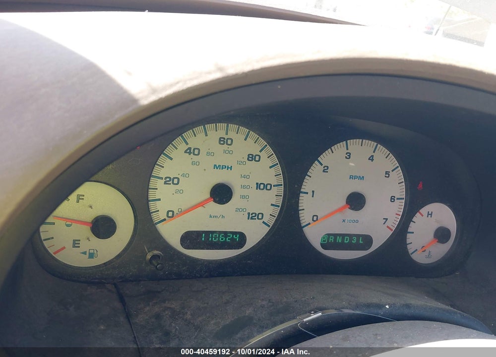 2001 CHRYSLER VOYAGER LX VIN: 1C4GJ45371B141627