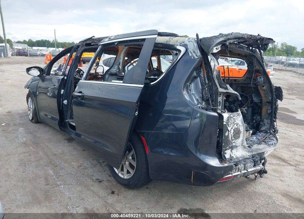 2021 CHRYSLER PACIFICA TOURING L VIN: 2C4RC1BG2MR552948