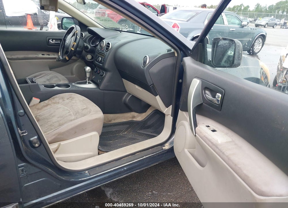 2013 NISSAN ROGUE S VIN: JN8AS5MT8DW500415
