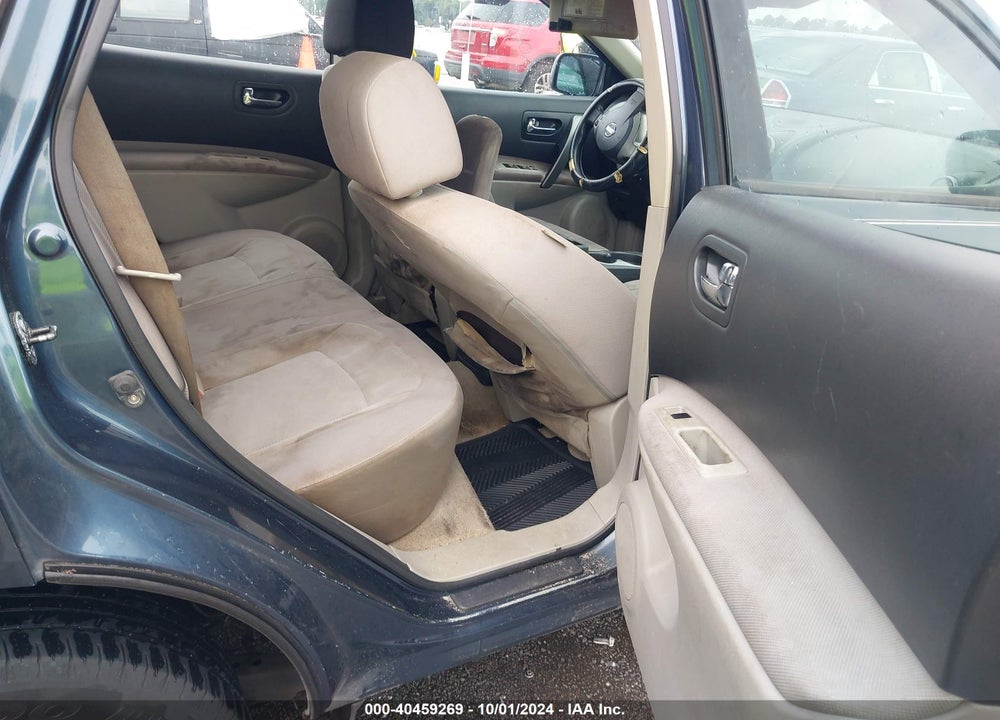2013 NISSAN ROGUE S VIN: JN8AS5MT8DW500415