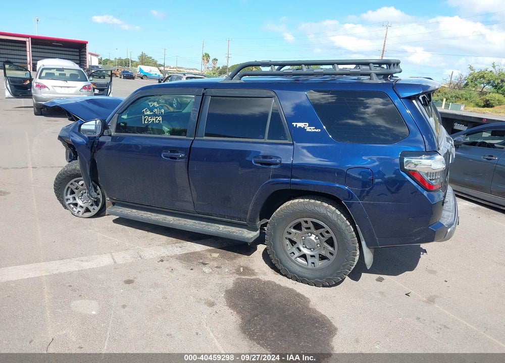 2020 TOYOTA 4RUNNER TRD OFF ROAD VIN: JTEBU5JR3L5772194