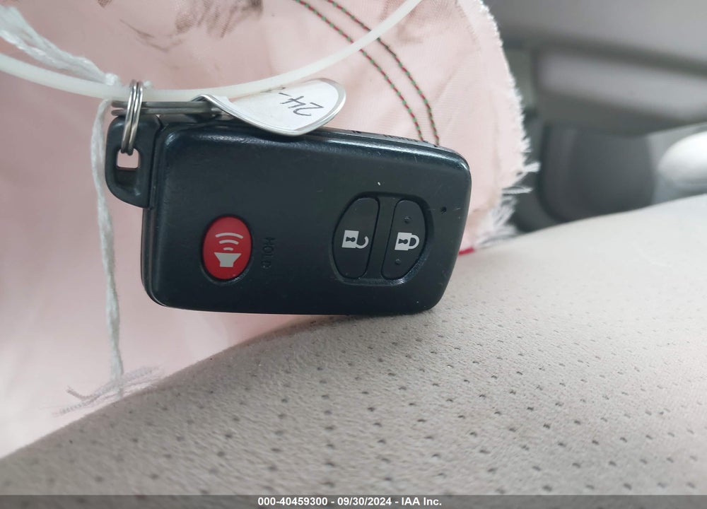 2015 TOYOTA PRIUS TWO VIN: JTDKN3DU2F0410039