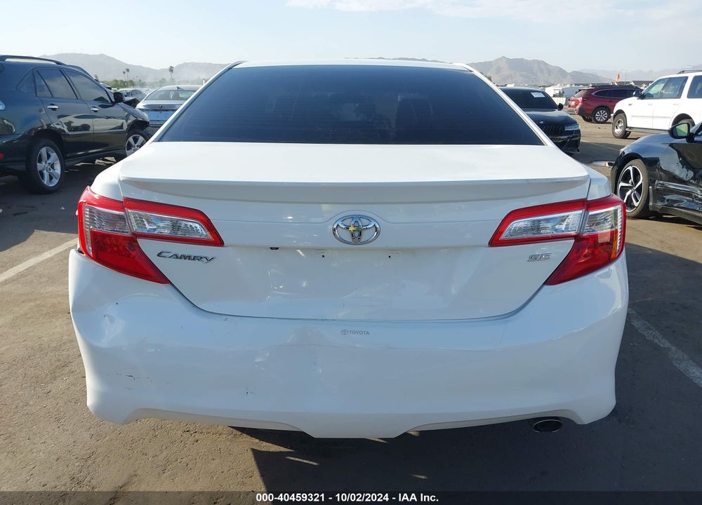 2014 TOYOTA CAMRY SE VIN: 4T1BF1FK7EU790012