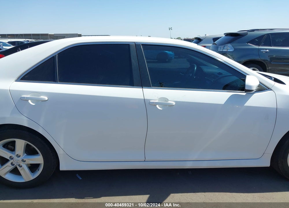 2014 TOYOTA CAMRY SE VIN: 4T1BF1FK7EU790012